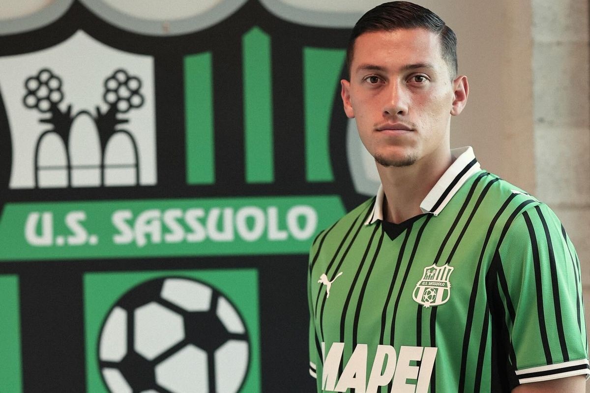 JADI INCARAN MILAN , SASSUOLO PASANG HARGA 300 M UNTUK JAY IDZES